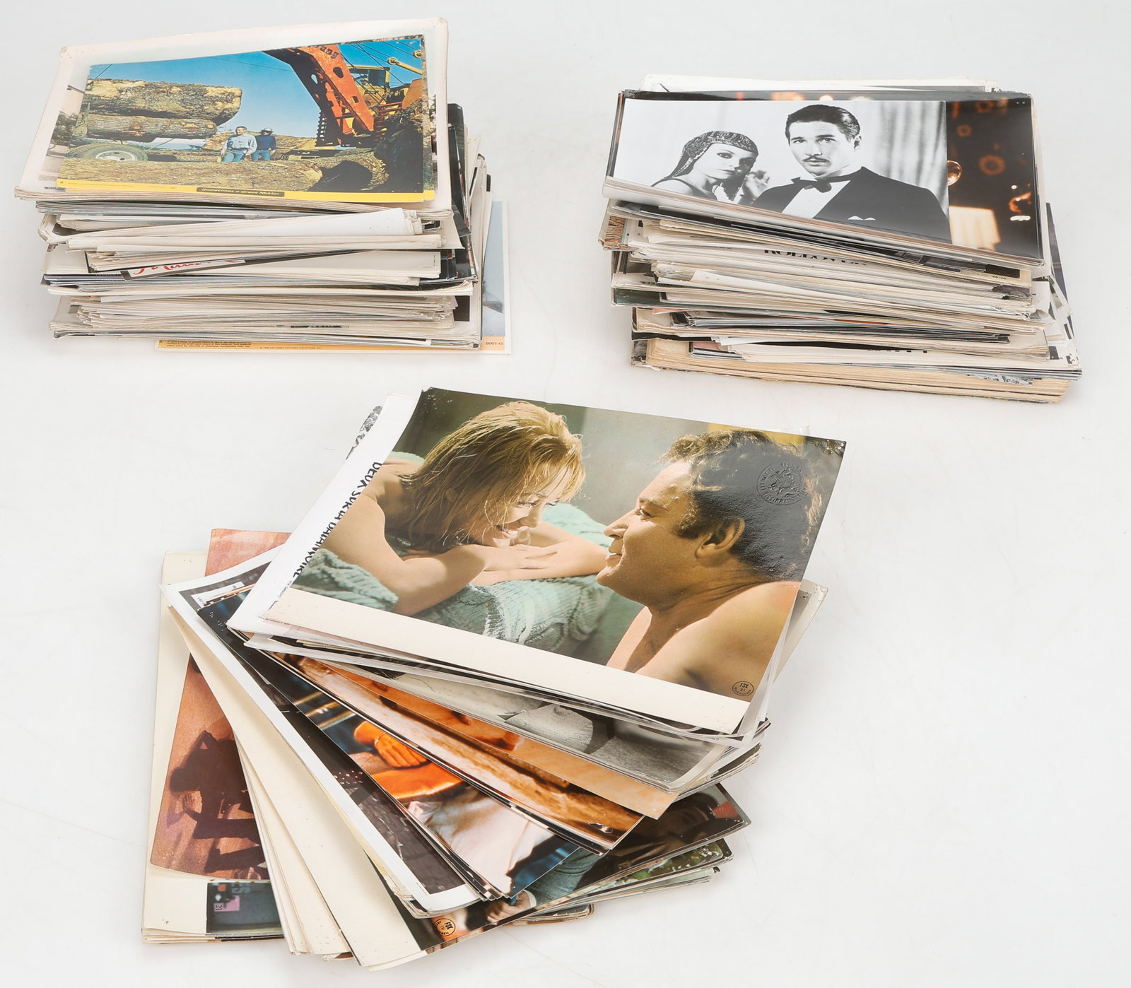 Archive of Classic Hollywood Movie Stills: 1000+ Photographs: Archive of Classic Hollywood Movie Stills: 1000+ Photographs. Including: Sizes Ranging from: 7'' x 9.5'' x '' (18 x 24 x cm); To: 11'' x 14'' (28 x 36 cm). Being Sold to Benefit the Rosenbach Museum &