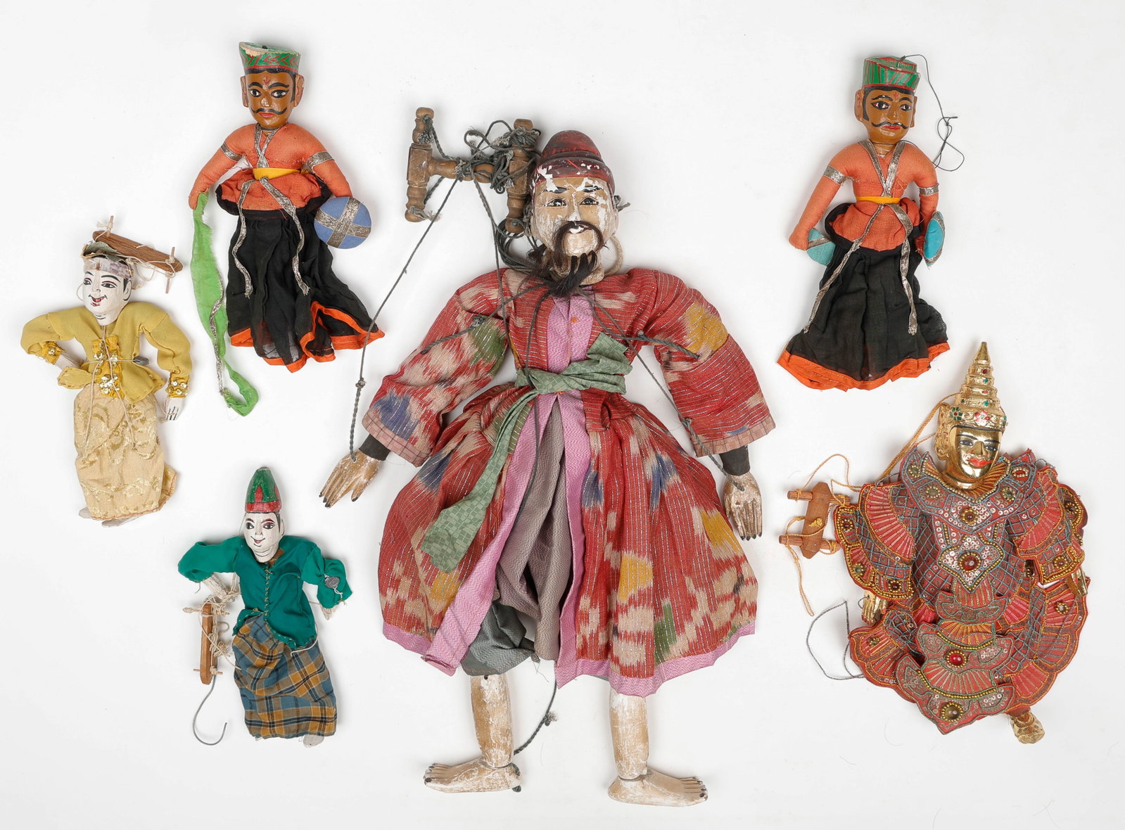 6 Vintage Southeast Asian Puppets (1 of 4)