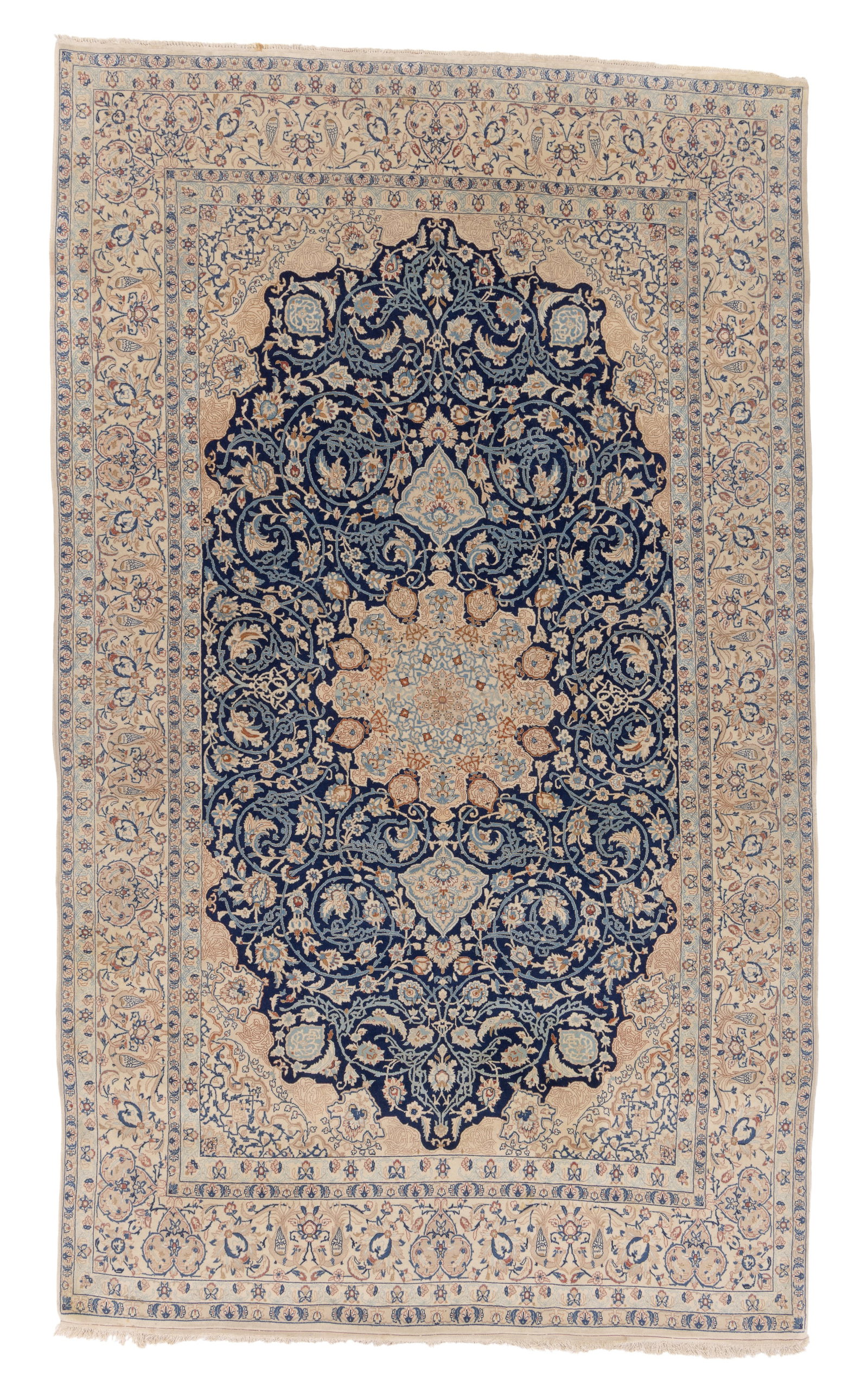 Fine Isfahan Rug, Persia, Ca. 1960, 5'0'' x 8'3'': Fine Isfahan Rug, Persia, Ca. 1960, 5'0'' x 8'3'' (152 x 251 cm). Weight: 19 lbs. Material: wool pile, silk highlights, cotton warp, cotton weft. Provenance: Ex-Estate Collection of Dr. Jack C. and Al