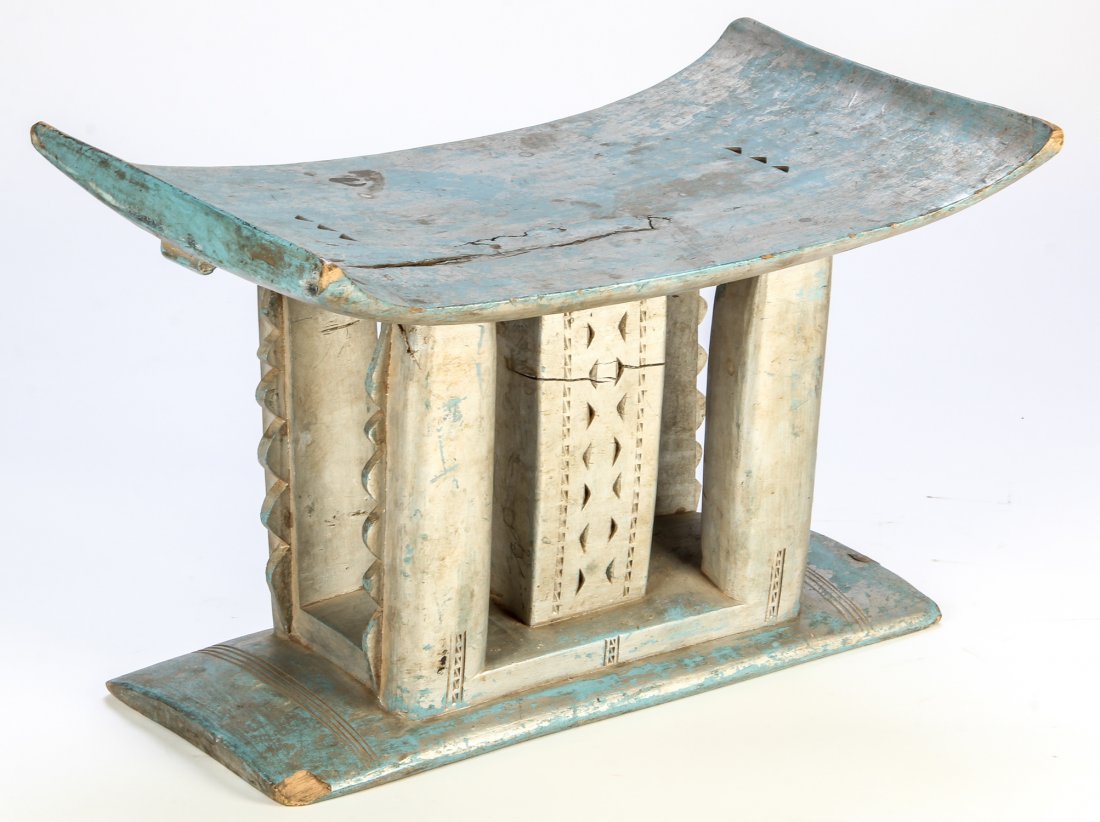 Old African Ashanti Stool: Old African Ashanti Stool. Size: 14" x 21" x 12.5", 36 x 54 x 32 cm.