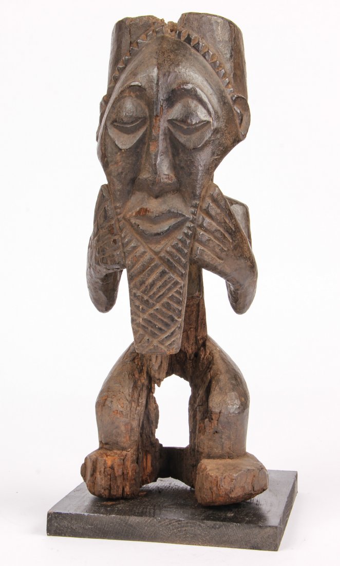 Superb Luba Kusu Tribe Figure: Superb Luba Kusu Tribe Figure, Africa. Carved wood. Size: 15" x 6" x 4". Provenance: Private East Coast Collection.