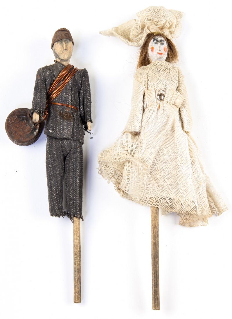 Polish Folk Art wood carving. - Two Puppets: Anonymous, Two Puppets, Mid 20th c., Polish Folk Art wood carving. Size: 9" x 3" x 2" (23 x 8 x 5 cm). Typically during Christmas time, these puppets would have been included in a set carried from hou