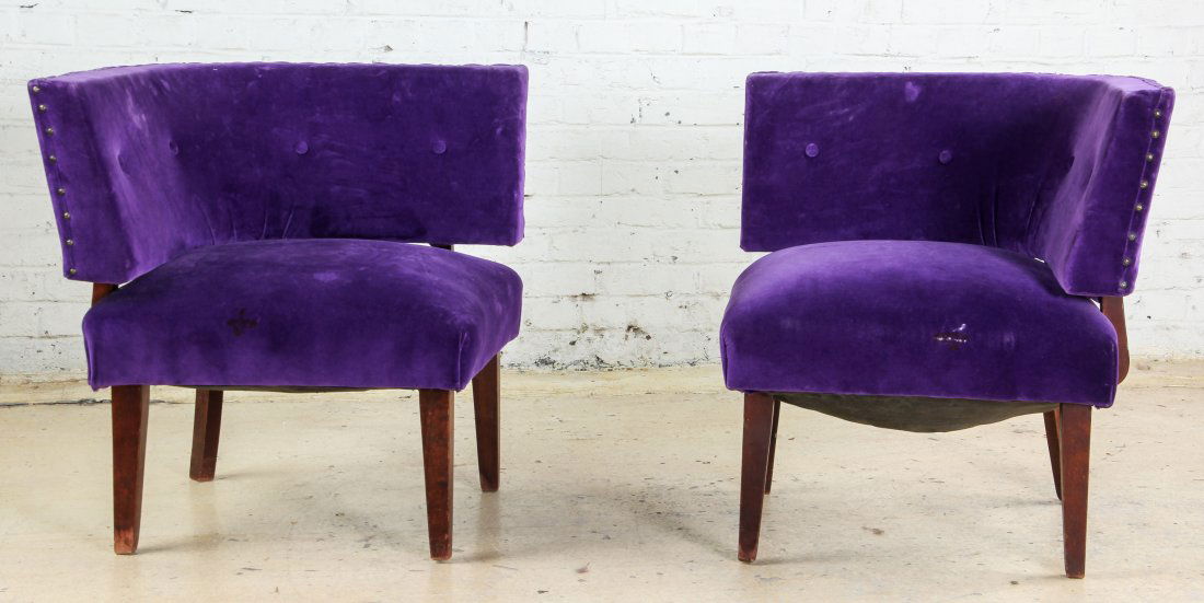 Pair Mid Century Modern Upholstered Corner Chairs: Pair Mid Century Modern Upholstered Corner Chairs. Modular design allows chairs to be set together to form a loveseat, or can be place individually. Size: 29" x 20" x 28", 74 x 51 x 71 cm (each). Prov