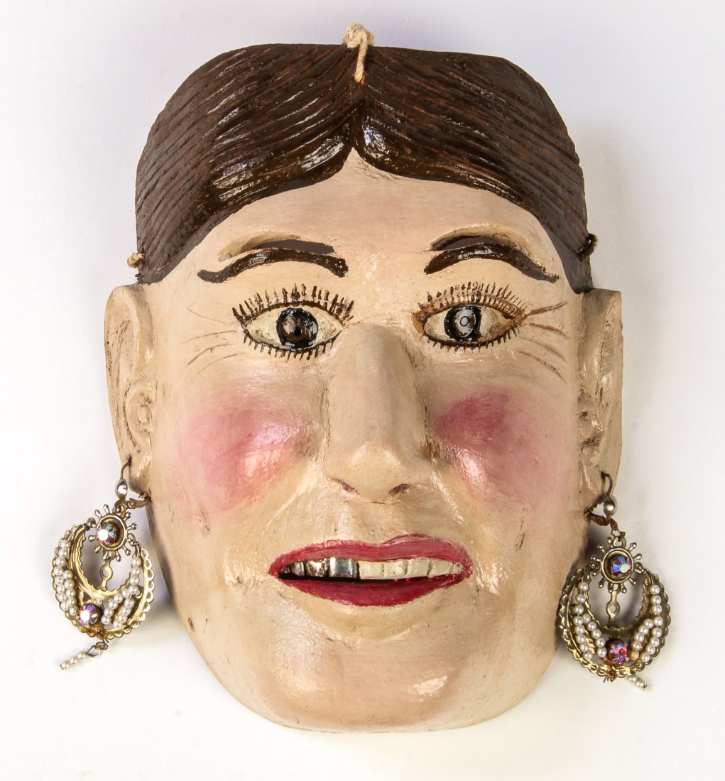 Mexican Folk Art Mask by Don Benjamin Campos: Viejo mask by Don Benjamin Campos Zamora (Michoacan, Mexico), carved and painted wood. Signed. Circa 1980. Size: 8.5" x 6.5" x 3".