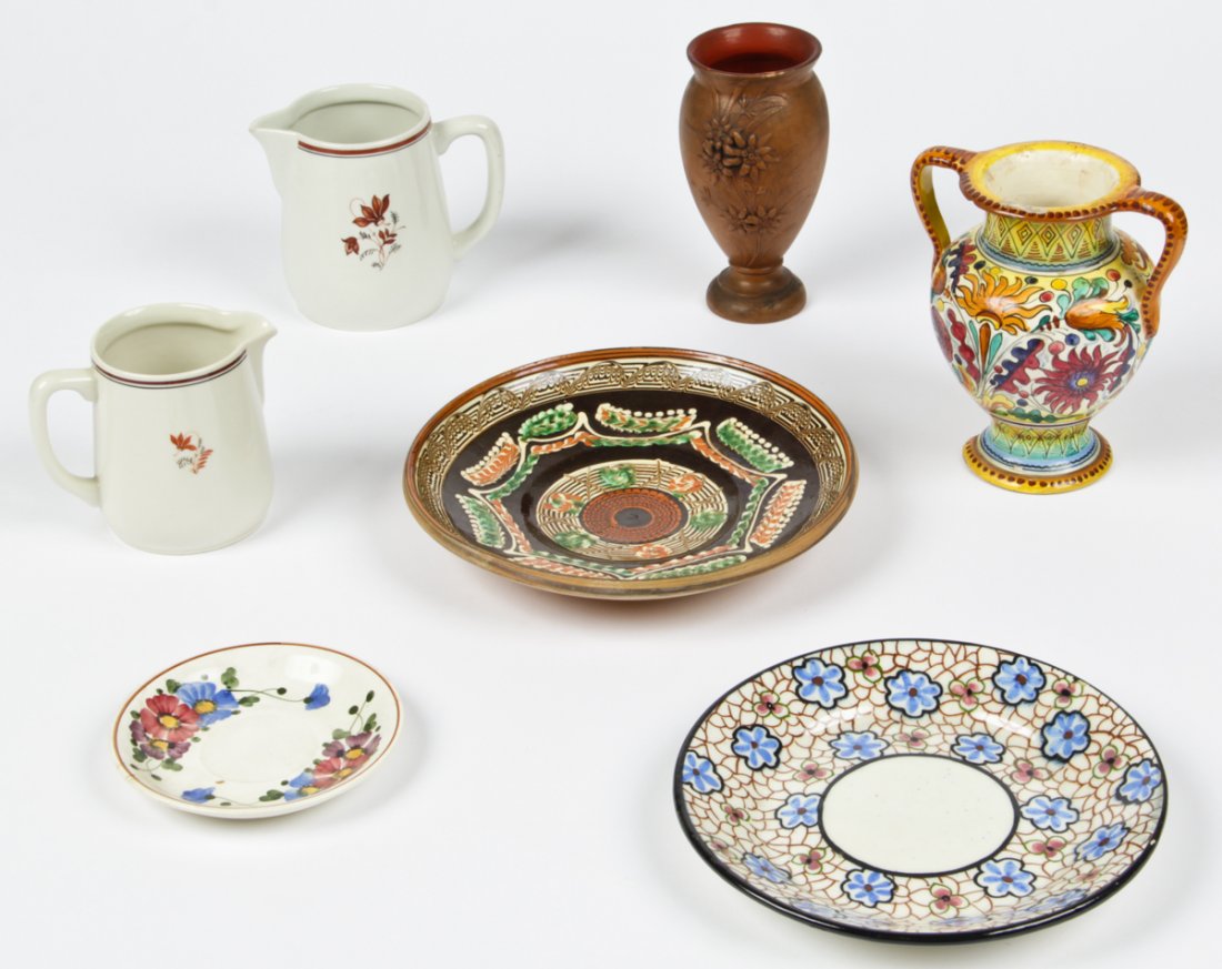 7 Pc Lot Continental Ceramics: 7 Pc Lot Continental Ceramics. Consisting of a Romanian sgraffitto redware plate signed Vicsoreanu Vasile, an Austrian Musterschutz relief decorated vase, 2 Langethal creamers, an Italian Faience amph