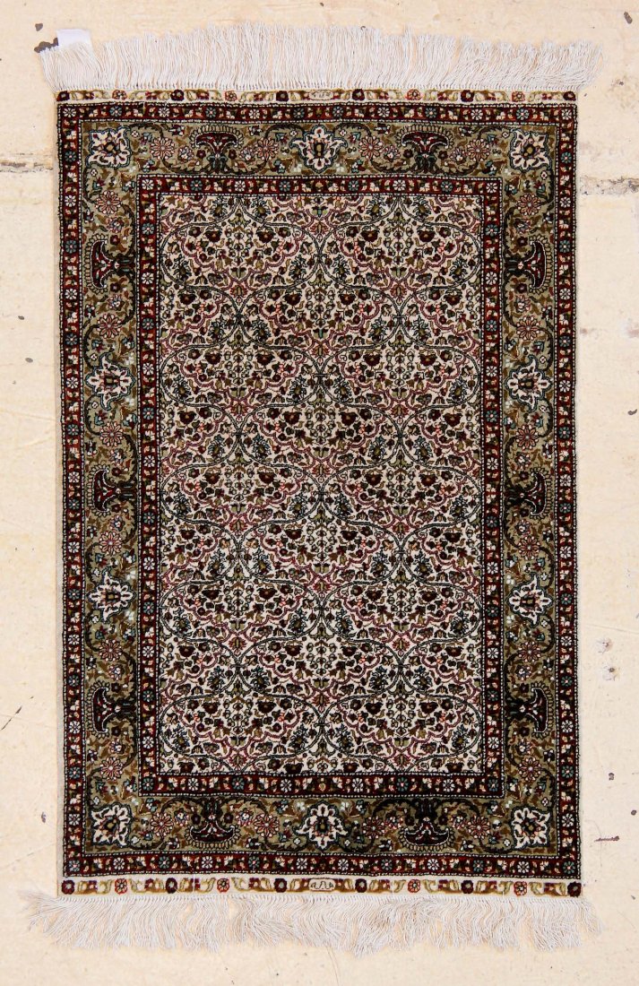 Fine Hereke Style Modern Silk Rug: 2'1" x 3'2": Fine Hereke Style Modern Silk Rug: 2'1" x 3'2" (64 x 97 cm).