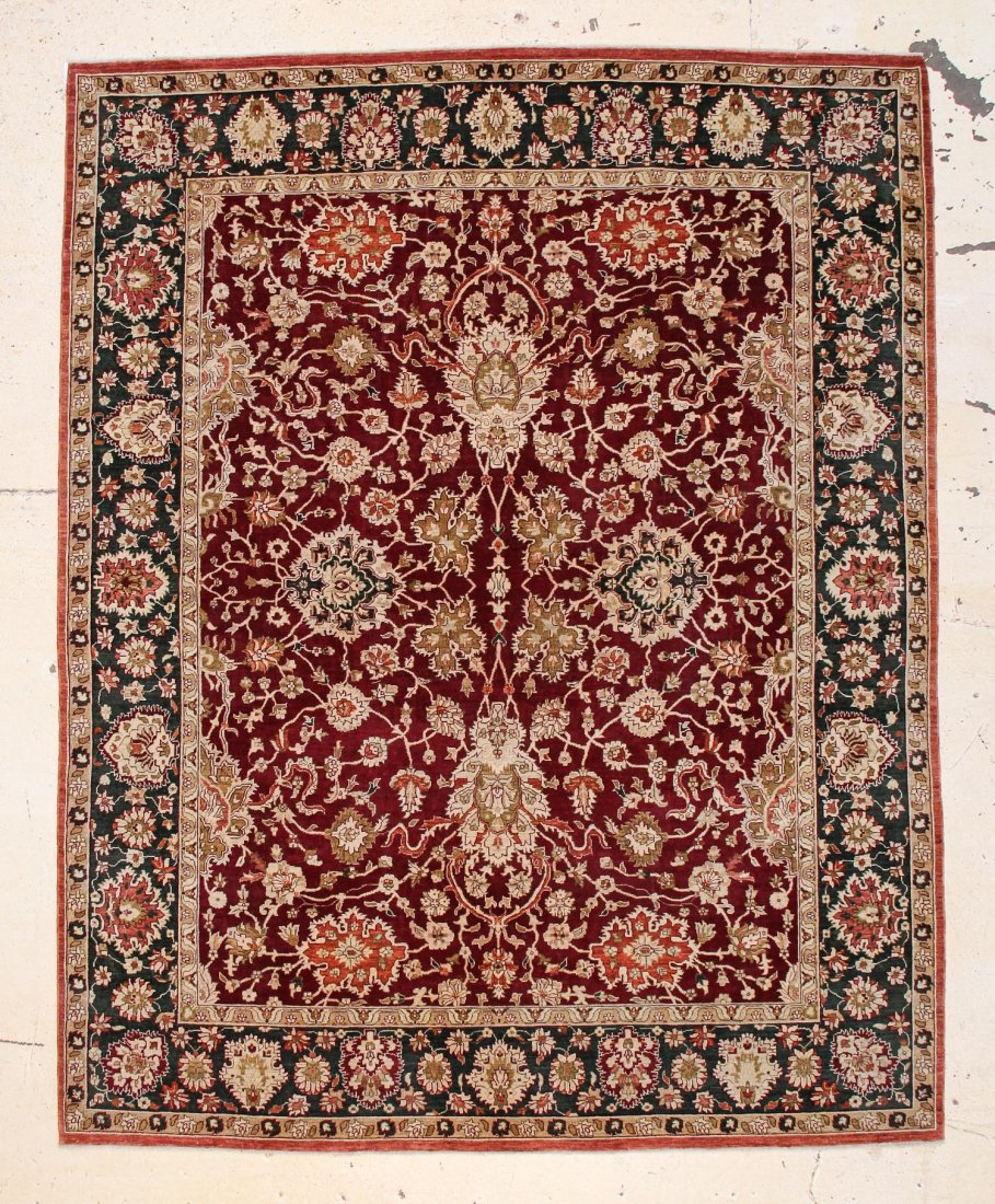 Agra Rug: 8'1" x 10'2": Agra Rug, India, 20th c. Size: 8' x 10' (244 x 305 cm).