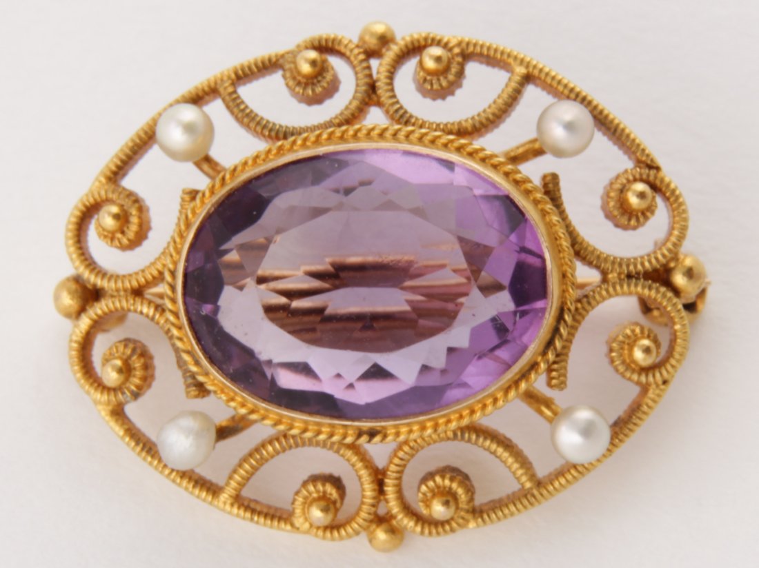 14K Gold, Amethyst and Pearl Pin: Gold, Amethyst and Pearl Pin marked 14K. 1" x 0.75" 0.16 ozt. Since 1937, the The Silver Shop of Princeton, NJ was located at 59 Palmer Square West.