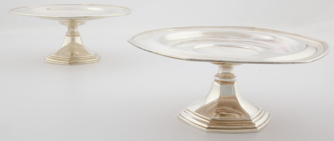 2 Gorham Silver Tazzae: Gorham Silver Tazzae. Matched Pair Raised Pentagonal Cakestands with Pentagonal Stepped Bases. Extra Large & Extra Heavy. Marked Sterling A7466. Mid 20thC.Size: 4" x 8.5" (10 x 22 cm). 15.53 ozt(each)