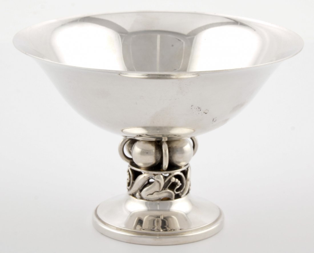 LaPaglia Silver Compote marked Sterling 139 40: LaPaglia Silver Compote marked Sterling 139 40. 3.5" x 5" (9 x 12.5 cm). Weight: 5.82 ozt. Since 1937, the The Silver Shop of Princeton, NJ was located at 59 Palmer Square West.