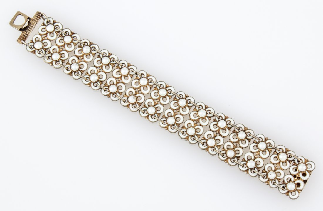 David Andersen Silver and Enamel Bracelet: David Andersen Silver and Enamel Bracelet marked D-A 925S Sterling Norway. 7"L (18 cm). Weight: 29.3 g.Since 1937, the The Silver Shop of Princeton, NJ was located at 59 Palmer Square West.