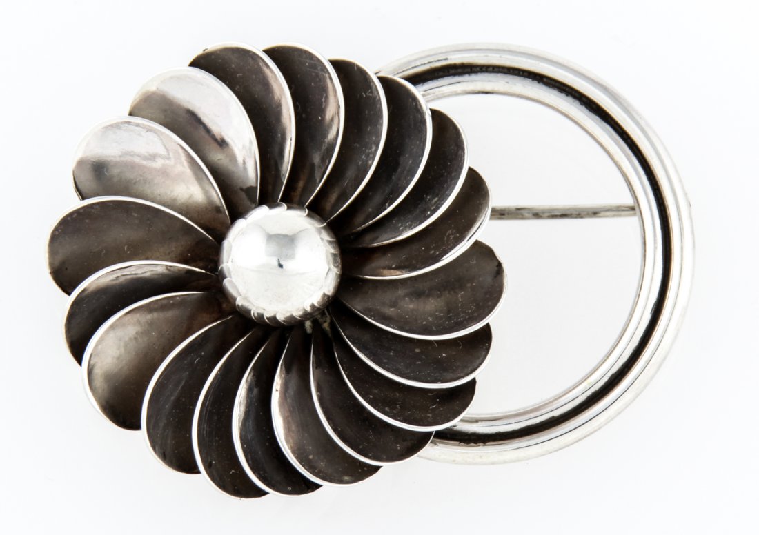 Georg Jensen USA Handwrought Silver Brooch: Georg Jensen USA Handwrought Silver Brooch marked Sterling. 1.5" x 2" (4 x 5 cm). Weight: 16.8 g. Since 1937, the The Silver Shop of Princeton, NJ was located at 59 Palmer Square West.