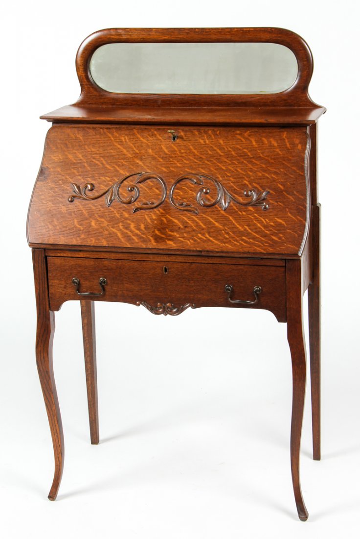 Antique Ladies Oak Drop-Front Secretary: Antique Ladies Oak Drop-Front Secretary. Size: 49" x 29.5" x 16" (124 x 75 x 15 cm).