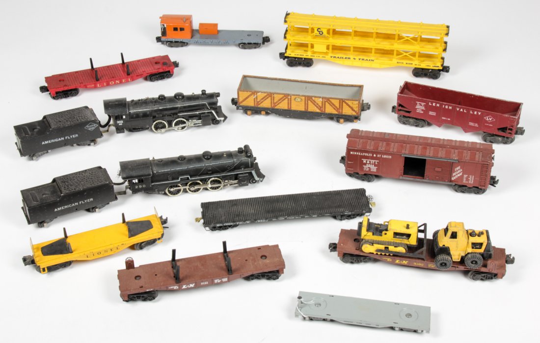 Collection of Vintage Scale Model Trains: Collection of Vintage Scale Model Trains. Various gauges. Includes 2 locomotives.