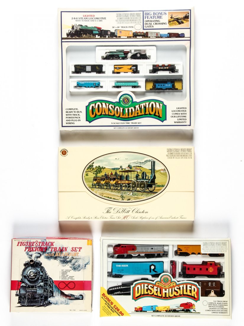 Group of 4 Vintage Scale Model Train Sets: Group of 4 Vintage Scale Model Train Sets. Consisting of 3 Bachmann sets and a Japanese made set.