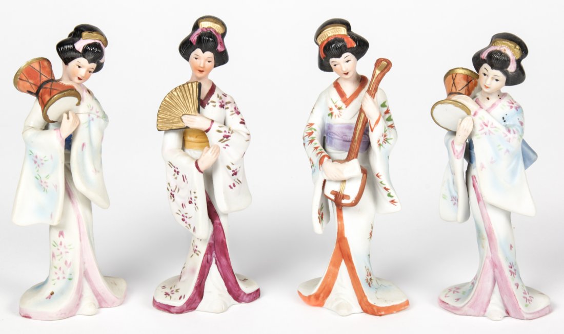 Suite of 4 Capodimonte Geisha Figures: Suite of 4 Capodimonte Geisha Figures. Size: Largest measures 7" x 2" x 2" (18 x 5 x 5 cm).