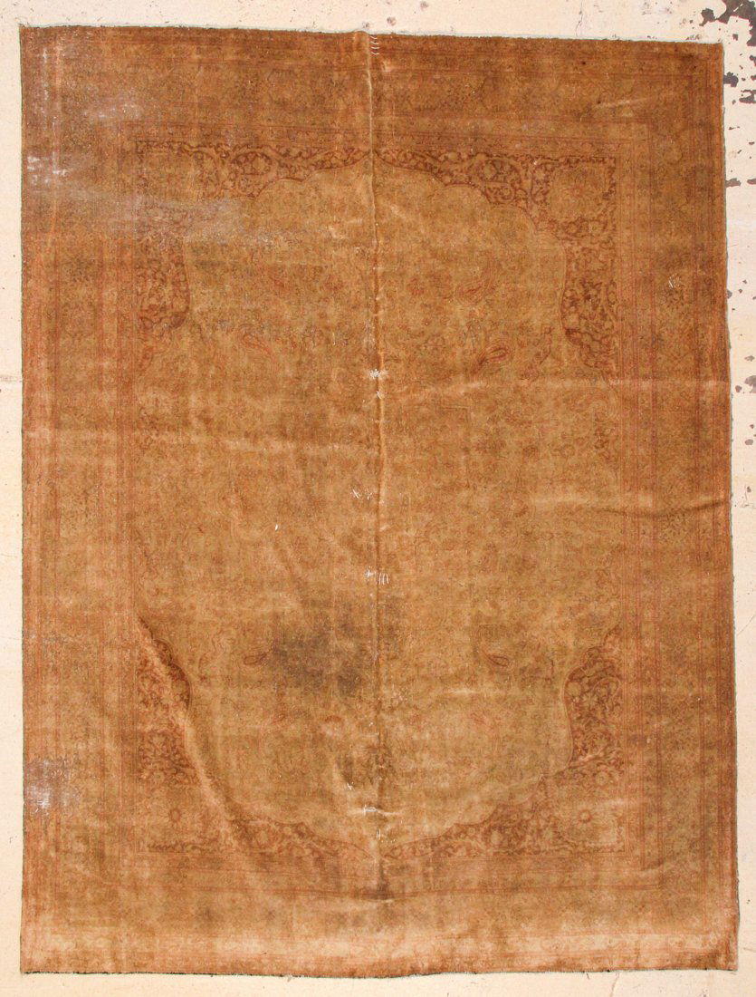 Antique Sivas Rug: 7'4" x 9'9" (224 x 297 cm): Antique Sivas Rug: 7'4" x 9'9" (224 x 297 cm), Turkey, circa 1900.