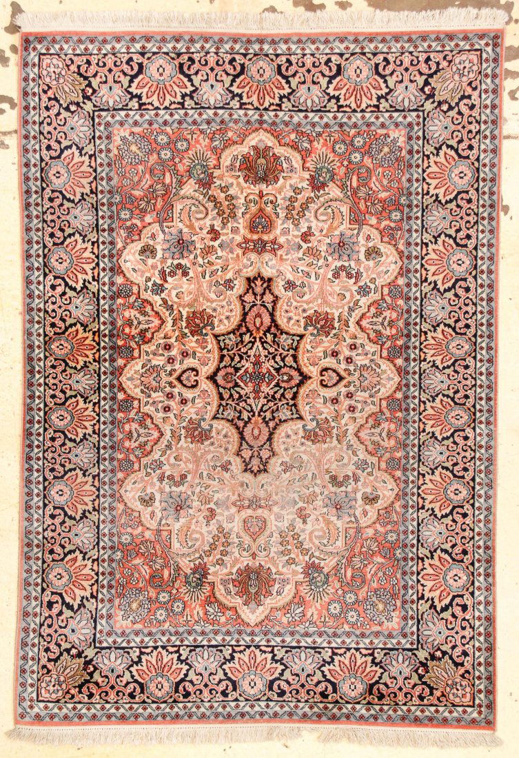 Vintage Chinese Silk Rug: 4'2" x 6' (127 x 183 cm) (1 of 5)