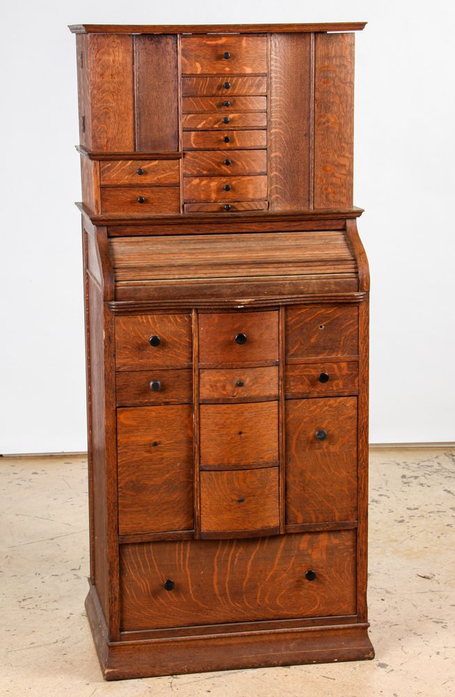 Quartersawn Oak Dental Cabinet with Tambor Cylinder (1 of 8)