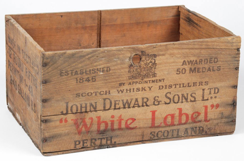 Vintage Dewar's White Label Wooden Crate: Vintage Dewar's White Label Wooden Crate. Size: 8.5" x 11.75" x 17".