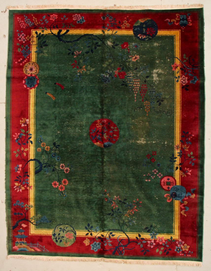 Semi-Antique Chinese Art Deco Rug: 9'1" x 11'4" (277 x: Semi-Antique Chinese Art Deco Rug: 9'1" x 11'4" (277 x 345 cm).