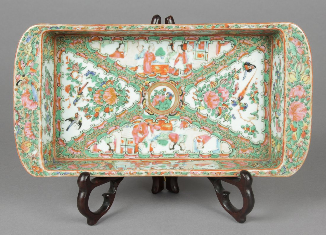 Chinese Rose Medallion Pan (1 of 2)