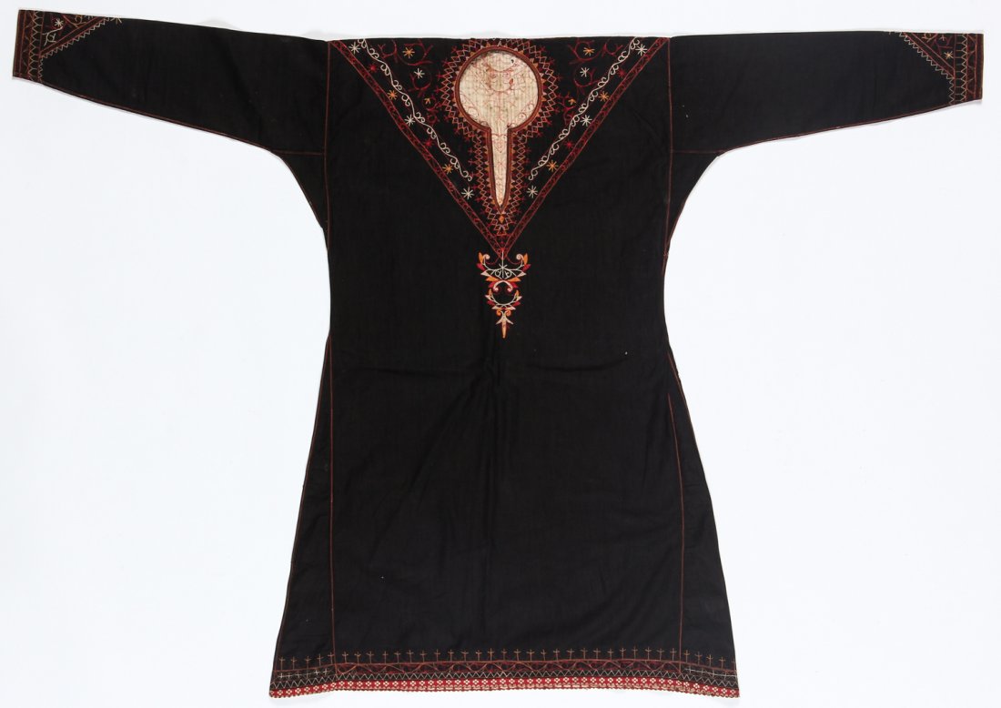Womens Shirt, South Sumatra, Indonesia: Womens Shirt, South Sumatra, Indonesia, early 20th c., cotton, embroidery. Size: 34" x 50" (86 x 127 cm).