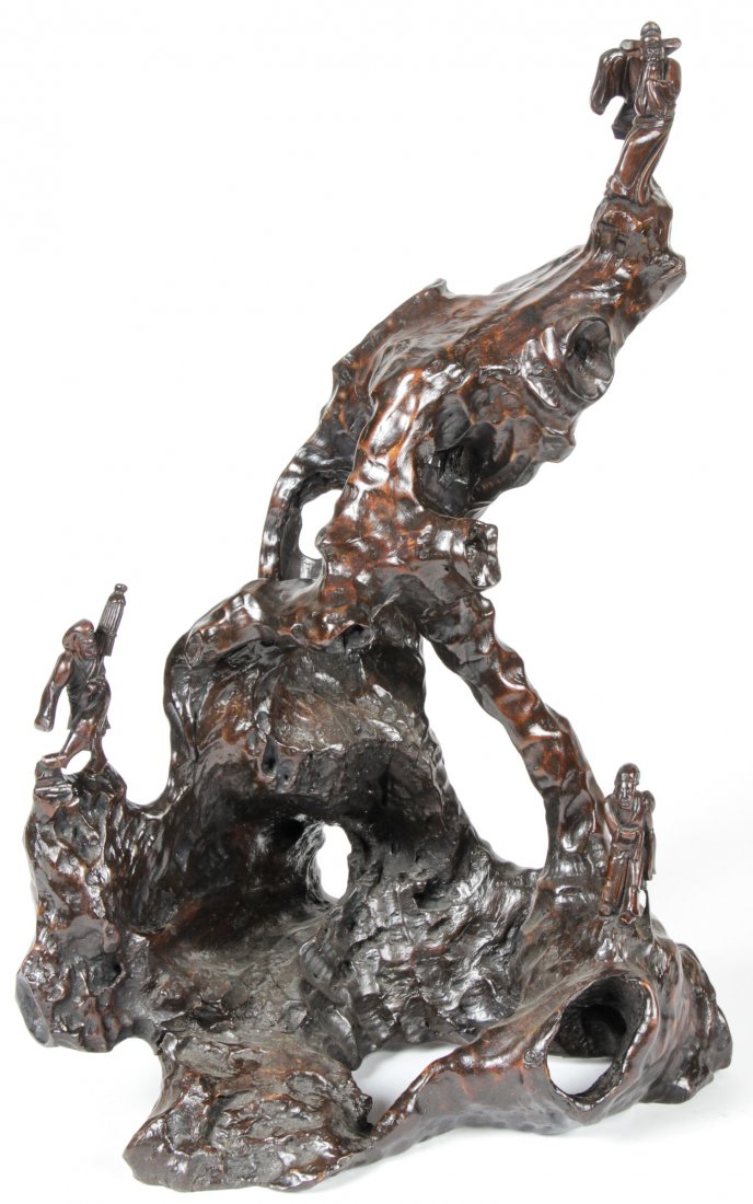 Chinese Carved Root Wood Sculpture, 19th C.: Chinese Carved Root Wood Sculpture, 19th C. Size: 25.75" x 16" x 14.5" (65 x 41 x 37 cm). Provenance: Estate of Robert Swan Lindsley and Eric Hoage, Philadelphia.