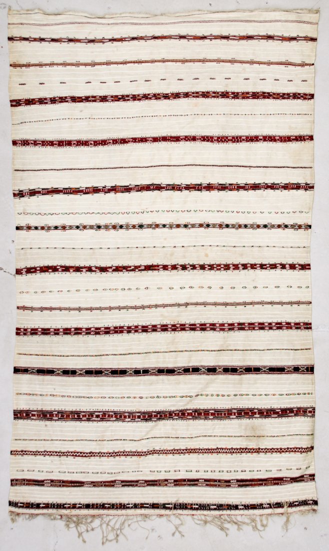 Old Morrocan Kilim: 5'9" x 9'7" (175 x 292 cm): Old Morrocan Kilim: 5'9" x 9'7" (175 x 292 cm), mid 20th c., mixed technique weave, wool.