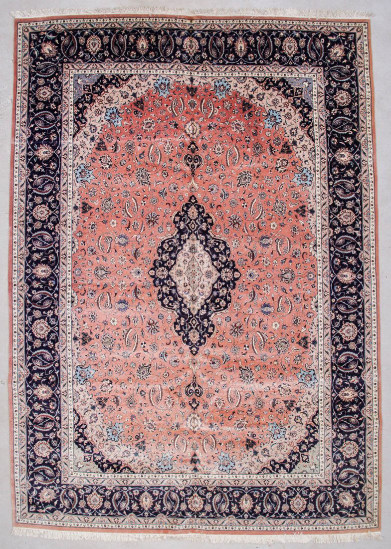 Fine Persian Style Rug: 10' x 14' (305 x 427 cm) (1 of 4)