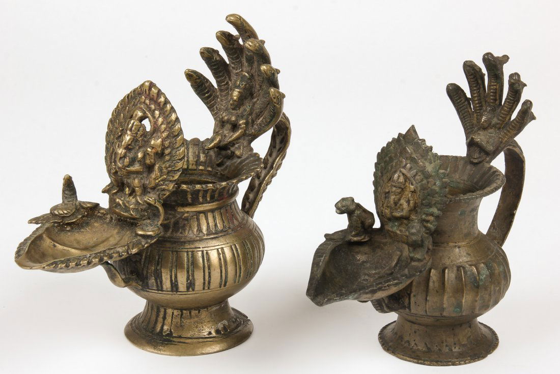2 Bronze Oil Lamps (Sukunda) (1 of 3)