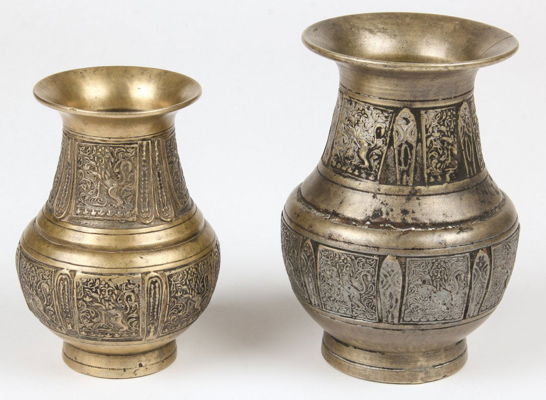 2 Bronze Ceremonial Vases (Amkhora) Nepal, 19th C. (1 of 2)