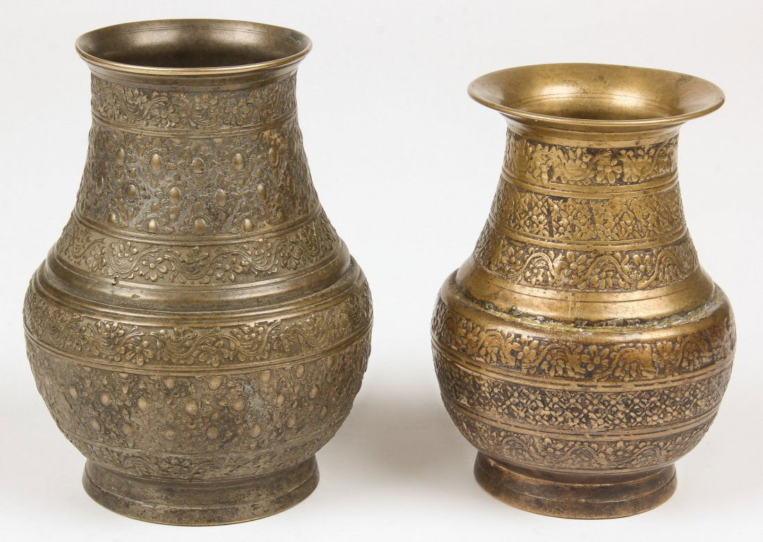 2 Bronze Ceremonial Vases (Amkhora) Nepal, 19th C. (1 of 2)
