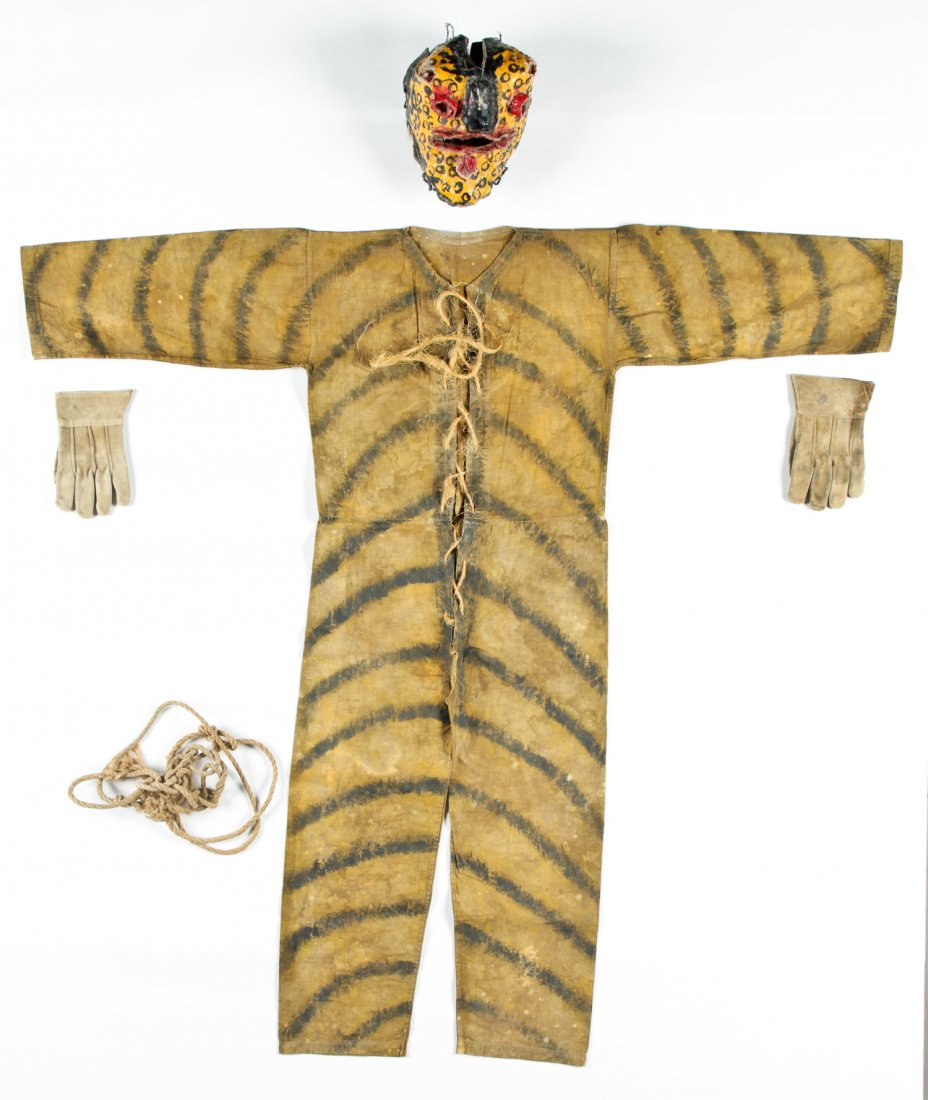 Vintage Mexican Festival Mask (1 of 5)