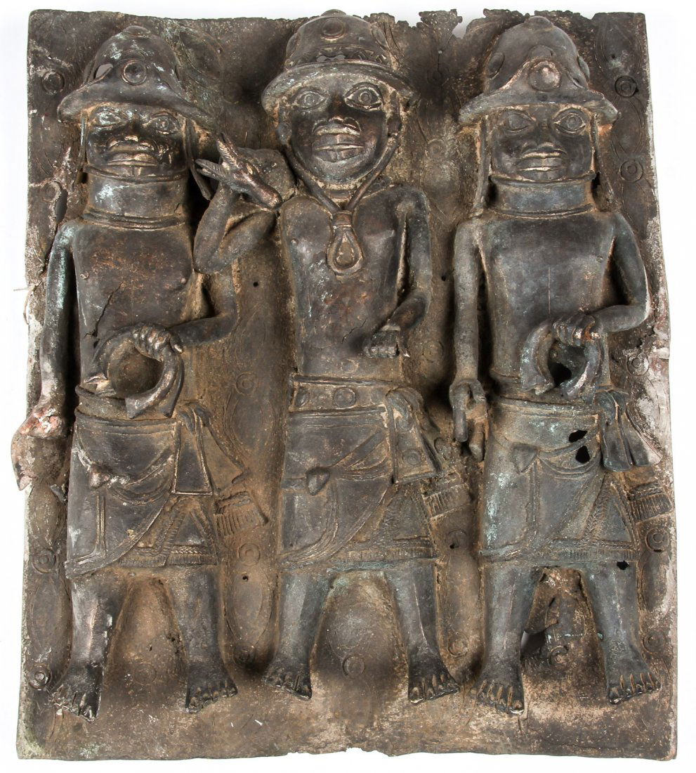 Benin bronze head image