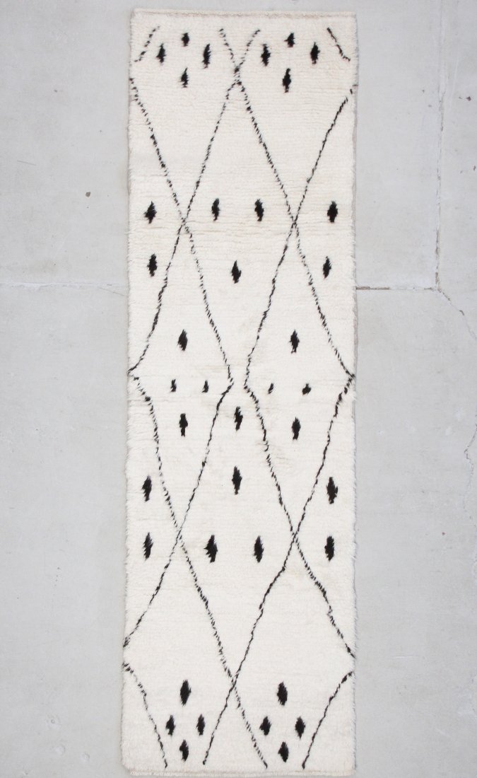 Moroccan Pile Carpet: 2'10" x 9'7" (86 x 292 cm) (1 of 5)
