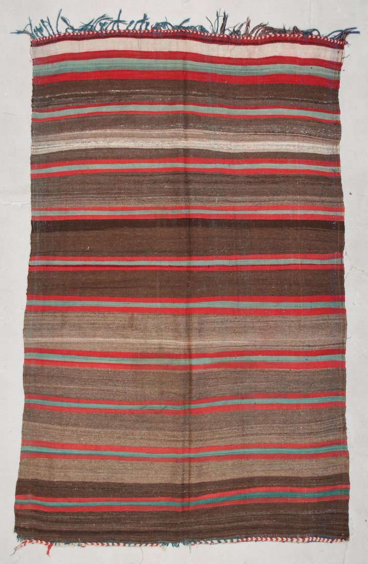 Moroccan Flat Weave Rug:  5'8" x 9' (173 x 274 cm) (1 of 4)