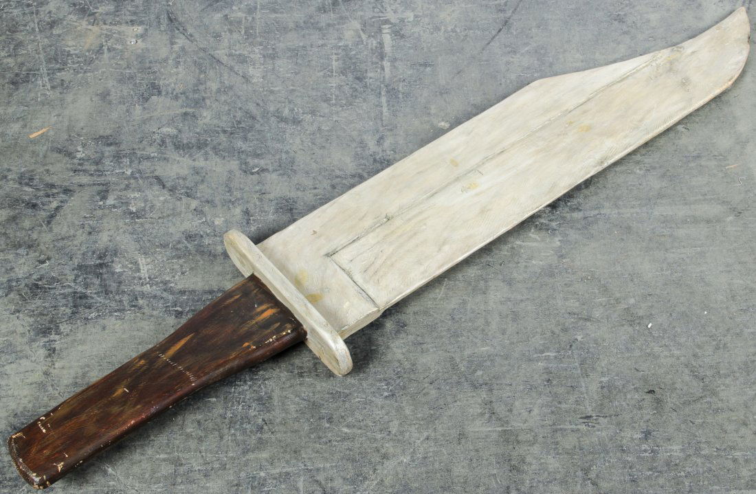 Oversized Knife Form Trade Stimulator. (1 of 3)