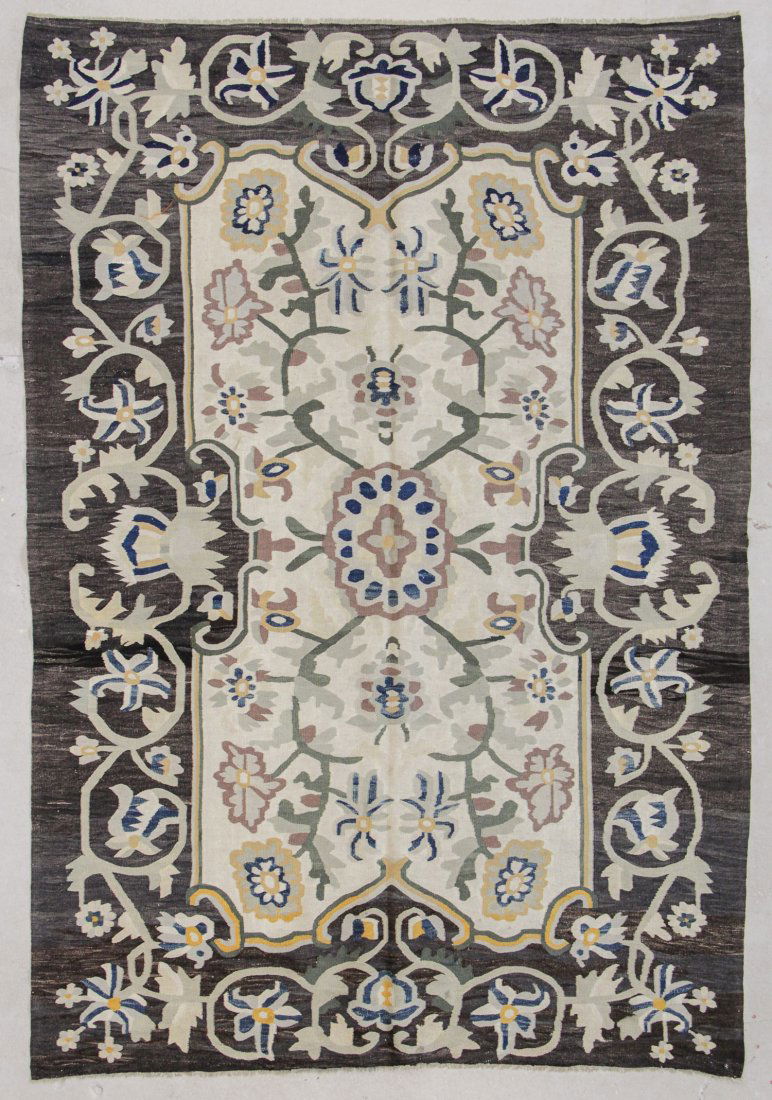 Antique Bessarabian Kilim: 6' x 8'9" (183 x 267 cm) (1 of 4)