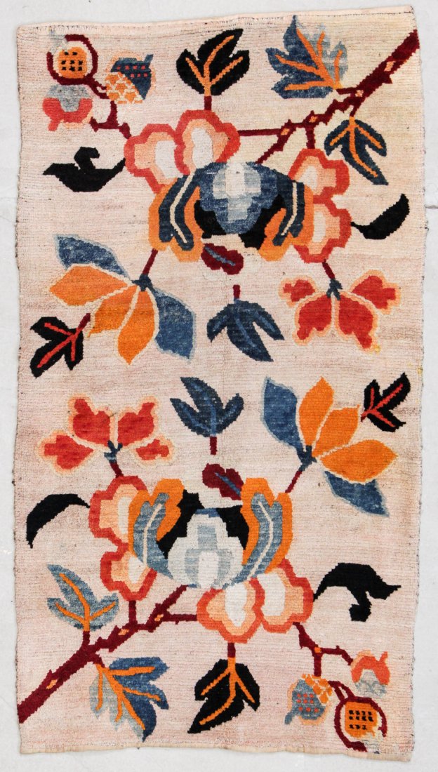 Tibetan Rug: 3'2" x 5'6" (97 x 168 cm): Tibetan Rug: 3'2" x 5'6" (97 x 168 cm), early/mid 20th c. Weight: 8 lbs.