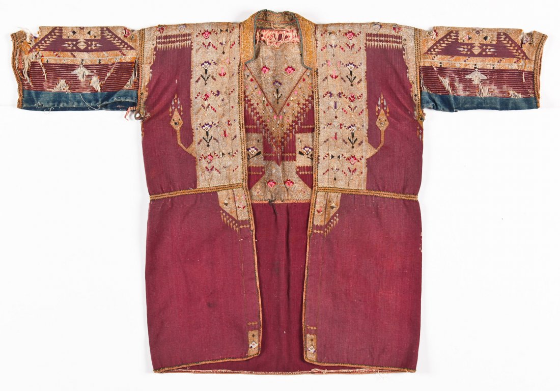 Antique Syrian Embroidered Robe w. Metal Thread: Fine Antique Syrian Embroidered Robe w. Metal Thread. 41" x 28" (104 x 71 cm).