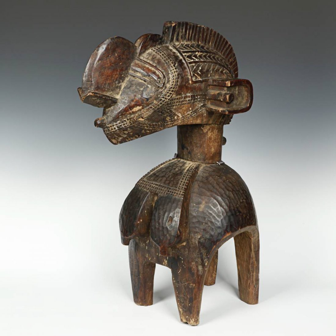 Baga Nimba Shoulder Mask (1 of 10)