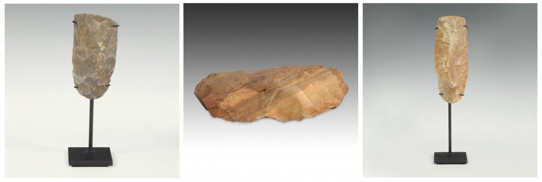 3 Prehistoric Gao Knapped Stone Blades with stands (1 of 10)