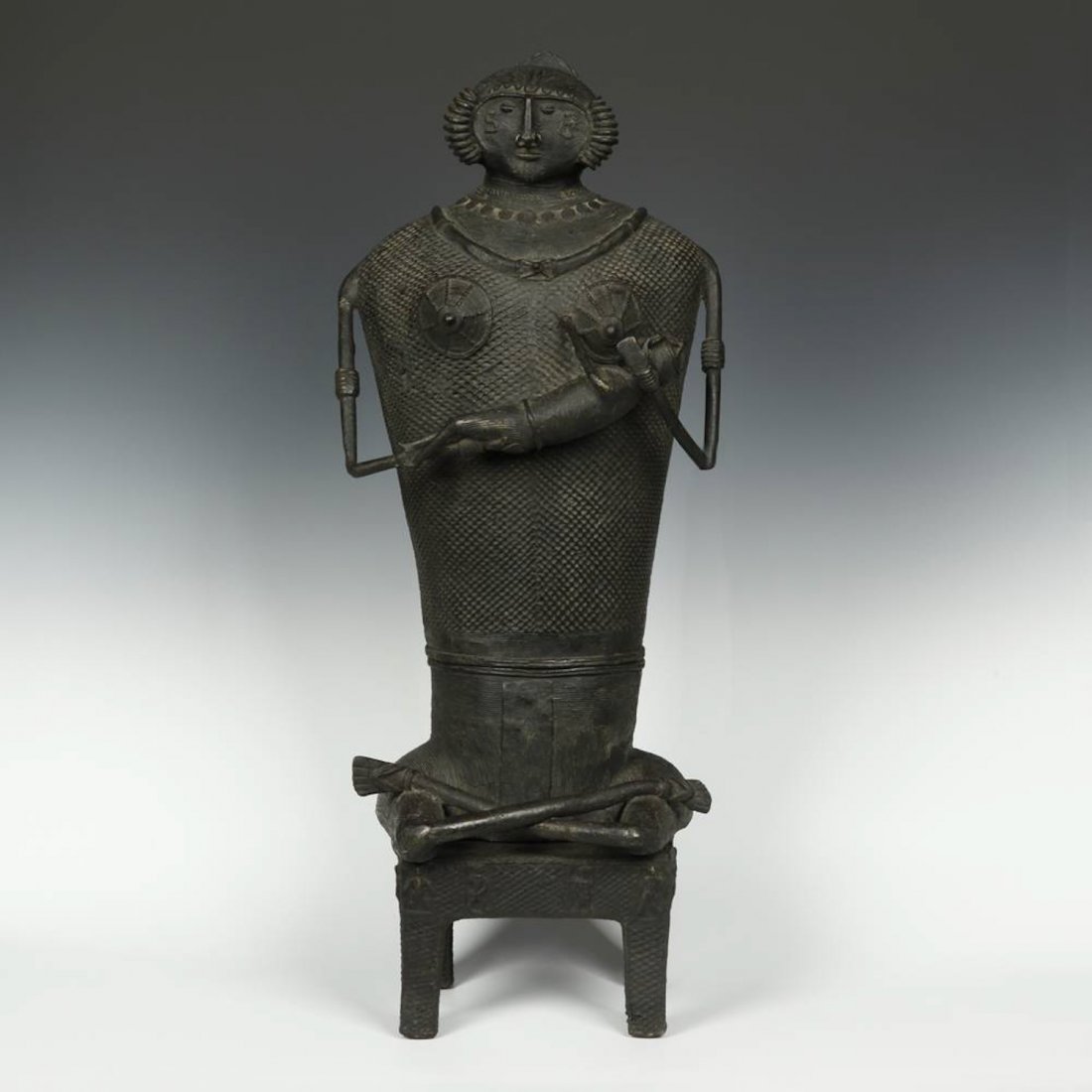 Khond Maternity Figure (1 of 8)