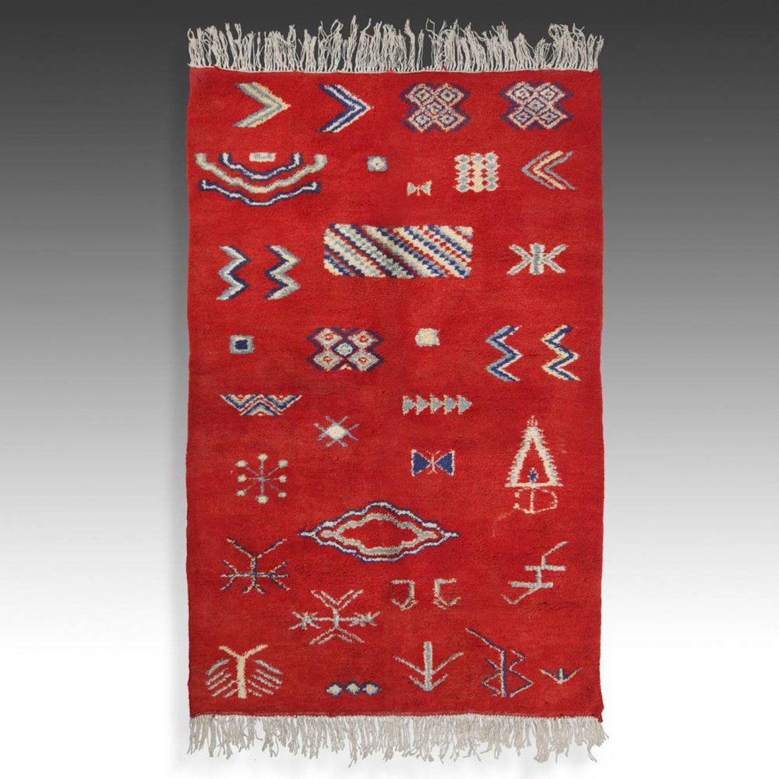 Moroccan Pile Rug: 72" x 46" (117 x 183 cm) (1 of 5)