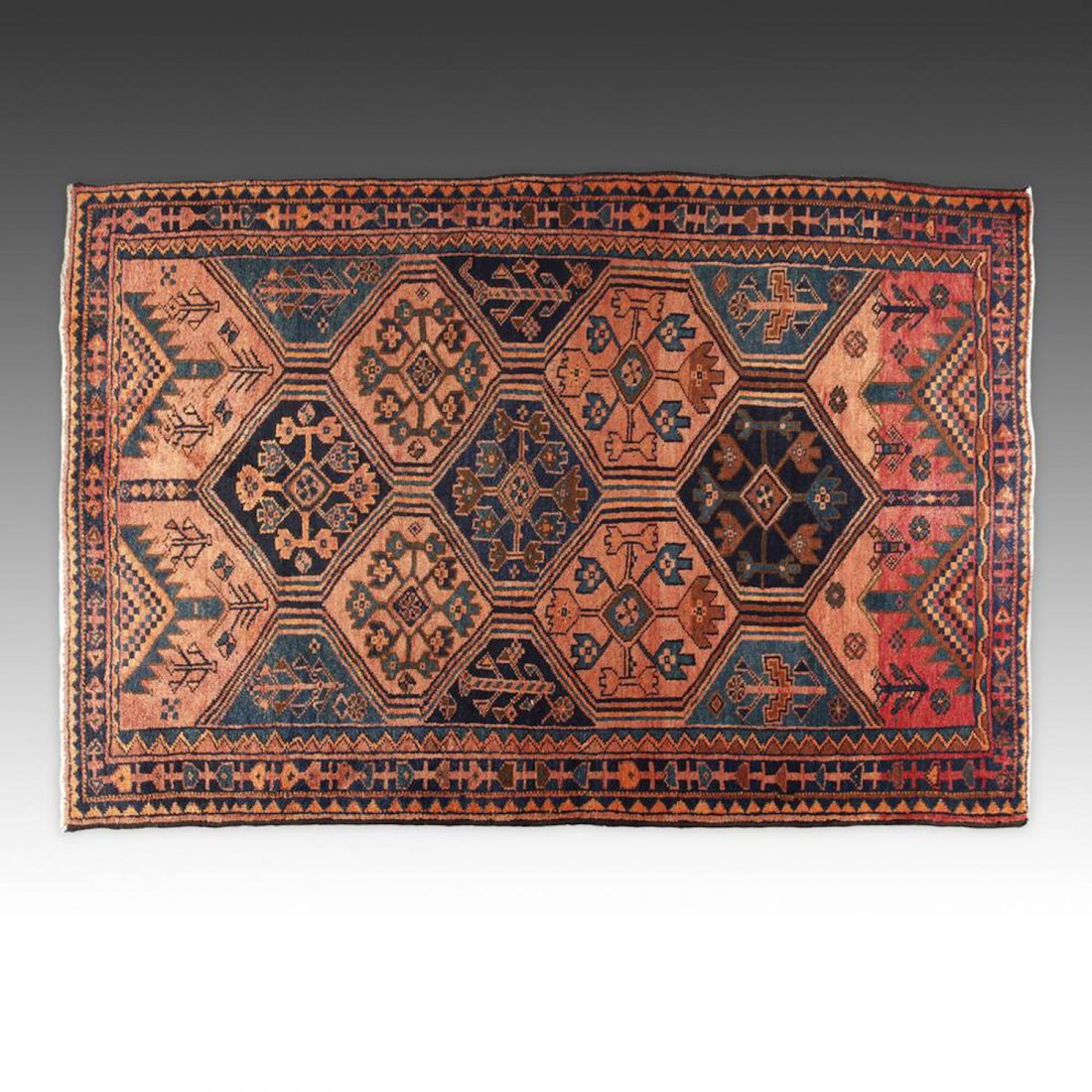 Shiraz / Lori Persian Rug: 83" x 55" (139.5 x 211 cm) (1 of 7)