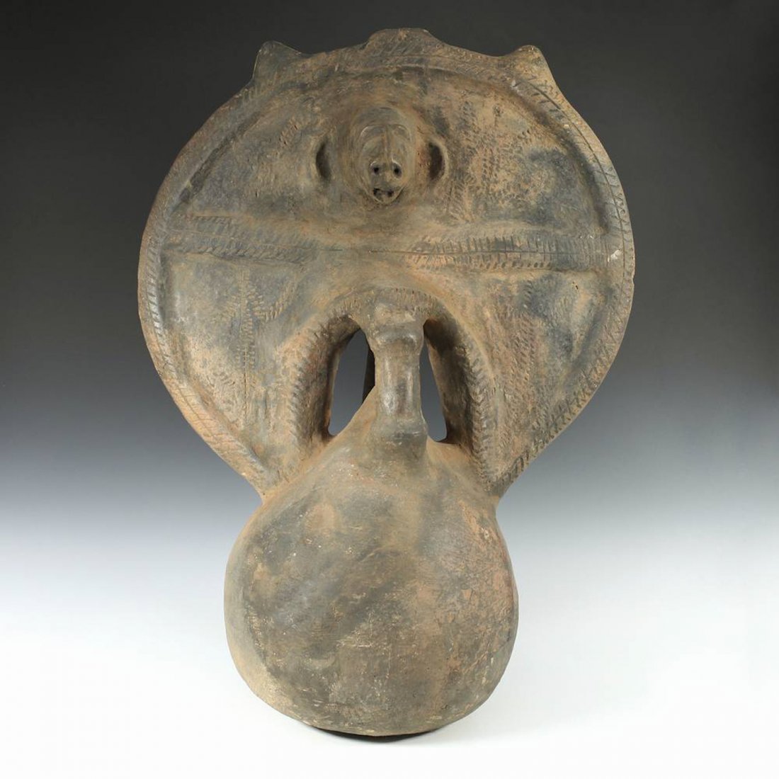 Dakakari Sculptured Funerary Memorial (1 of 8)