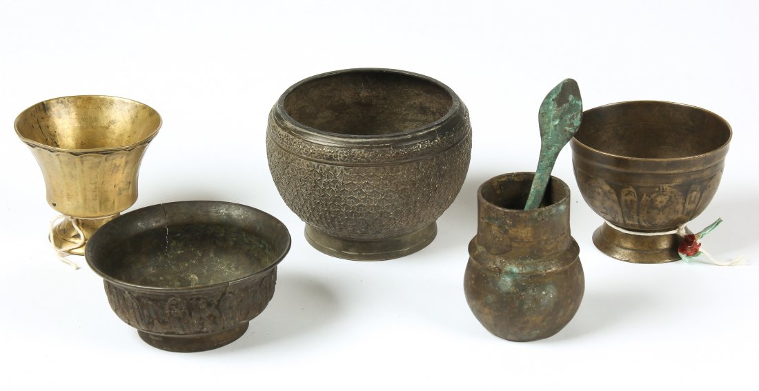 5 Antique Nepalese Bowls: 5 Antique Nepalese Bowls for daily use. Total weight: 1623 g. Largest: 3.25"H x 4.5"W x 4.5"D, 8 x 11 x 11 cm. Provenance: Matthew Friedman Collection. Matthew Friedman is author of three books on the