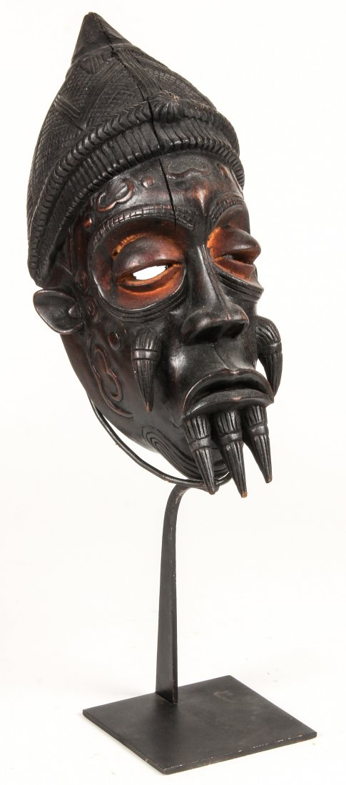 Fine Lulua Mask (1 of 3)