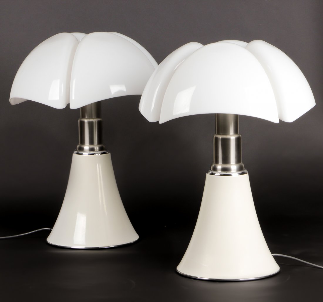 Gae Aulenti for Martinelli Luce Pipistrello Lamps: Gae Aulenti for Martinelli Luce Pipistrello Lamps. Each Size: 28'' x 21'' x 21'' (71 x 53 x 53 cm).